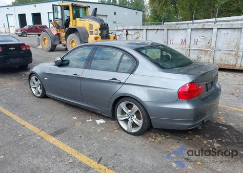 2011 BMW 335I z USA, uszkodzony, nr VIN WBAPM5C57BA745376